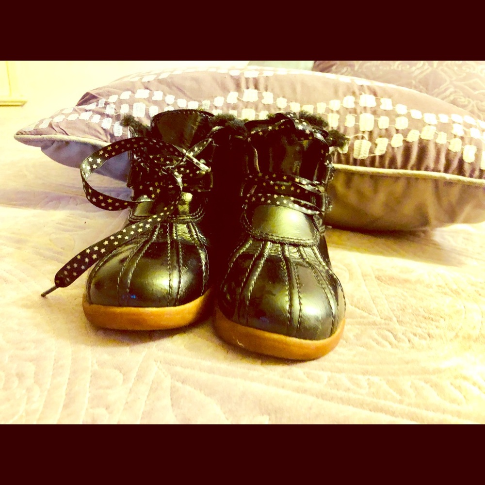 Ugg Kids Duck boots
